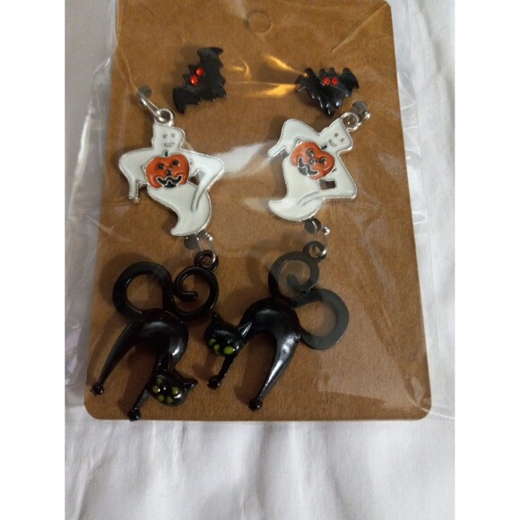 Halloween Earrings Set of 3 Bats Ghosts Black Cats - Picture 3 of 4